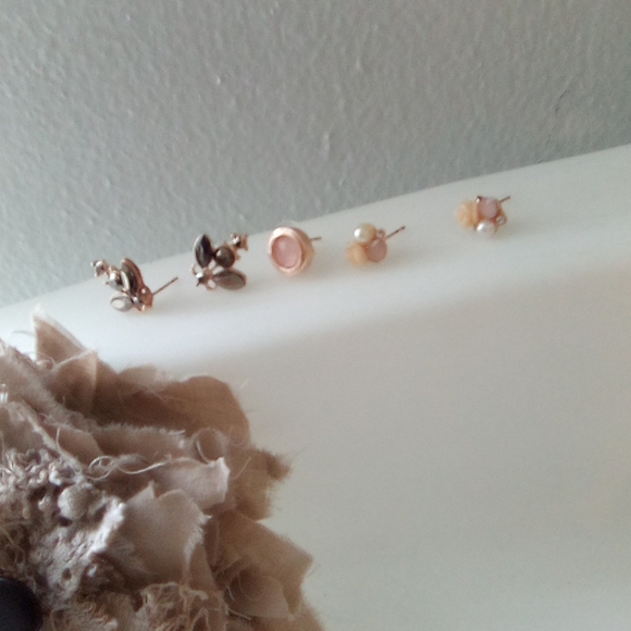 Trendy Ear Stud Trio Bling Insect Earrings - Picture 12 of 13